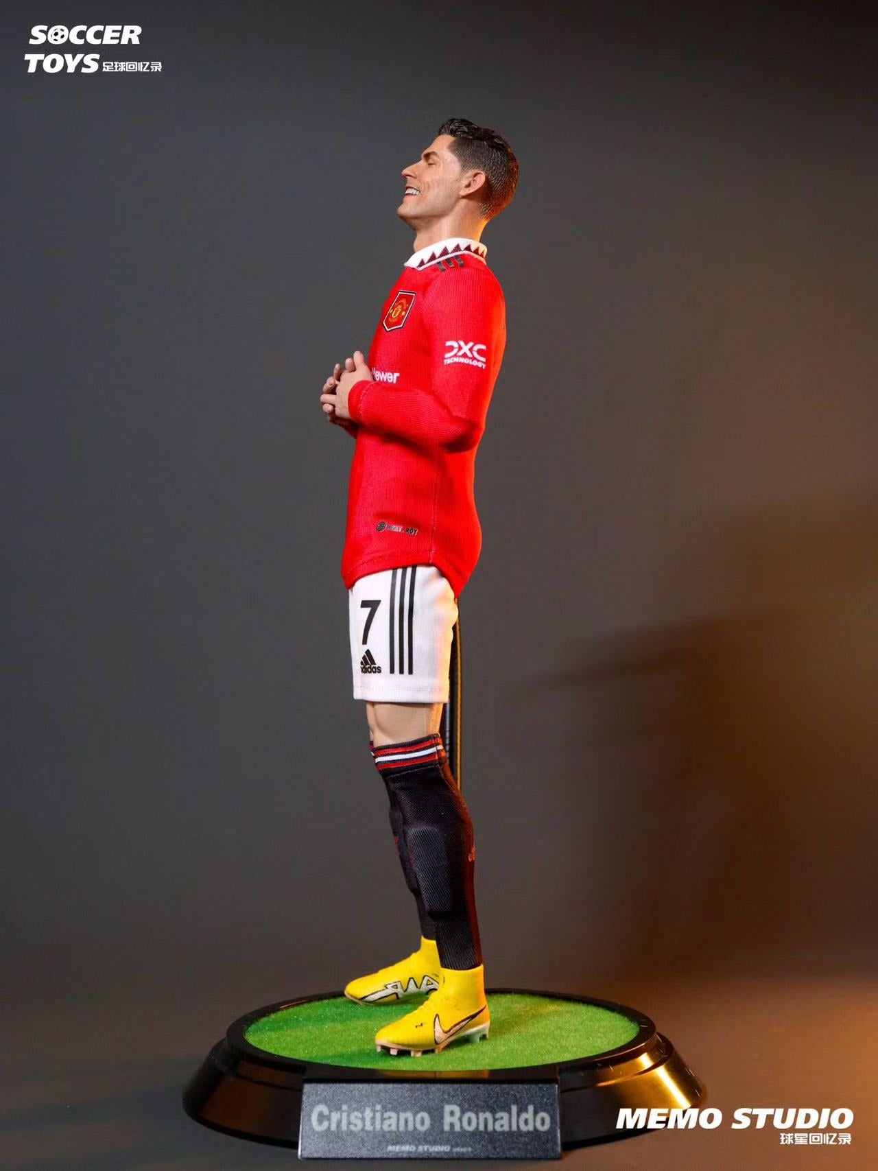 Memo Studio Soccer Memoir Custom 1/6 Cristiano Ronaldo Meditation Celebration Figure
