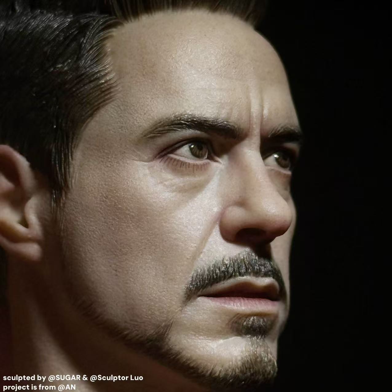 Tony – Mark 42 Battle Damaged 1/6 Head Sculpt