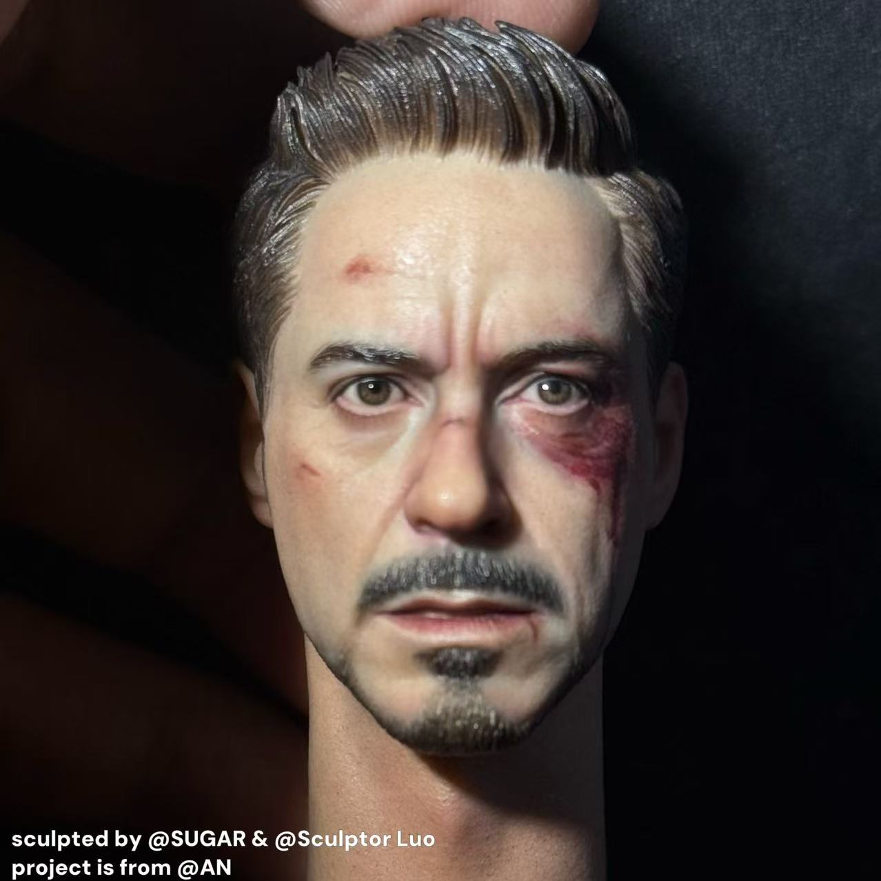 Tony – Mark 42 Battle Damaged 1/6 Head Sculpt