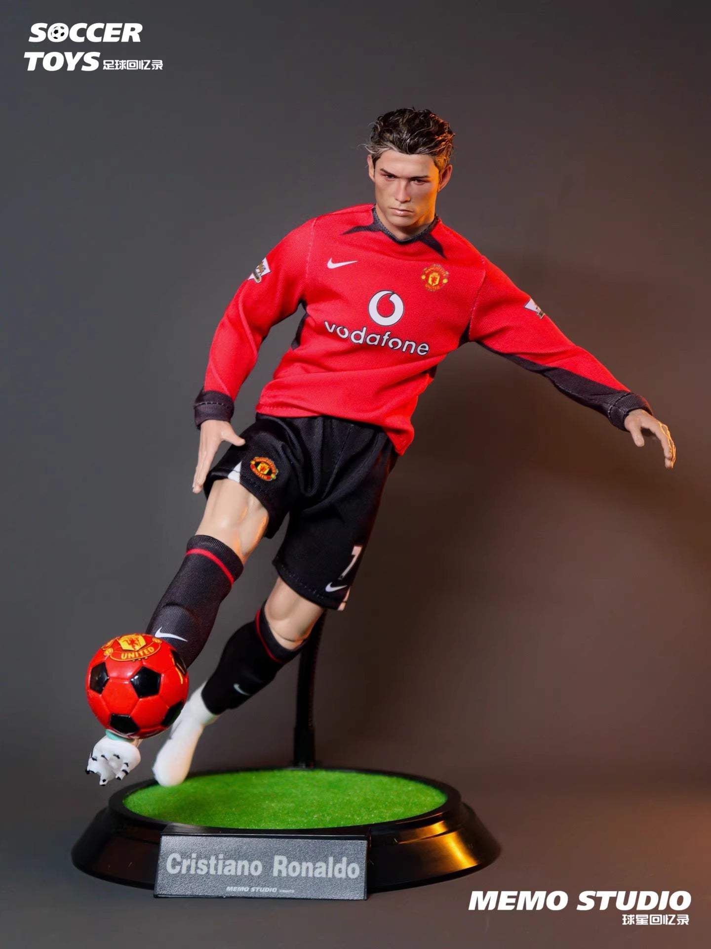 Memo studio 1/6 Cristiano Ronaldo “Young CR7” Custom Figure – Manchester United Edition