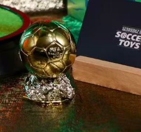 （ADD ON ONLY) Memo Studio Trophys