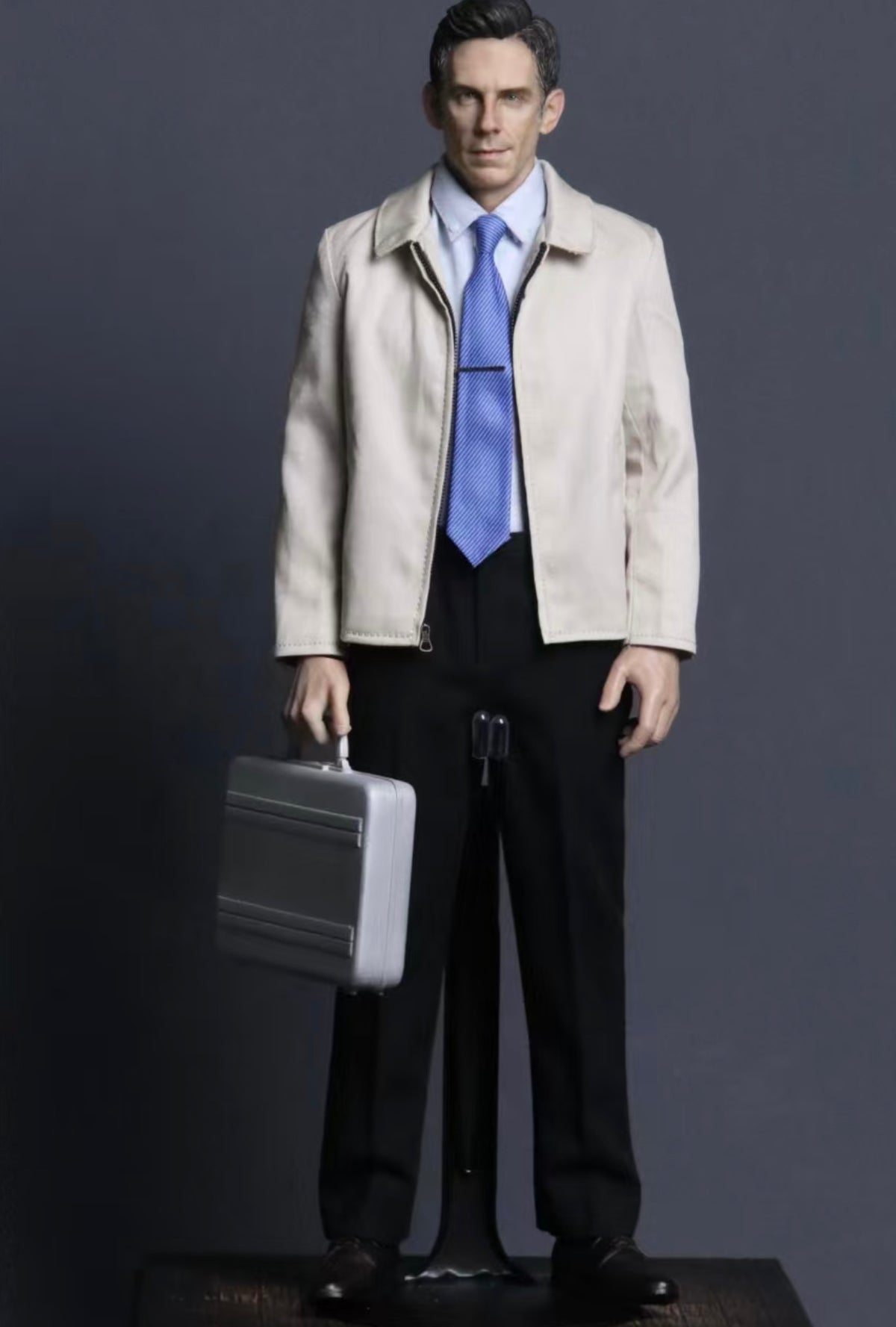 The Secret Life of Walter Mitty — Walter Mitty 1/6