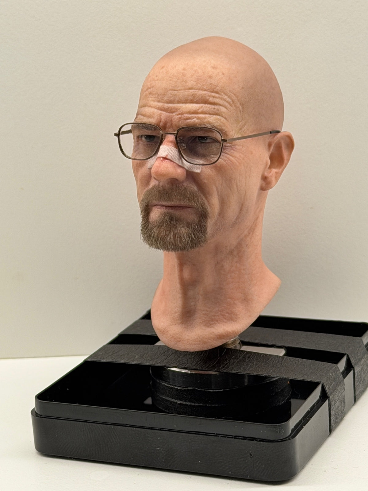 TOOPY Studio 1/6 Walter White Head Sculpt – Breaking Bad